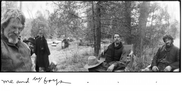 A rosszfiúk és egyéb felbukkanó stábtagok a True Grit forgatásán, 2010